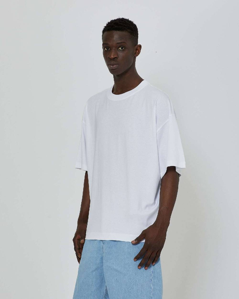 John Richmond T-shirt over con stampa ricamata sul retro Vendita Economica