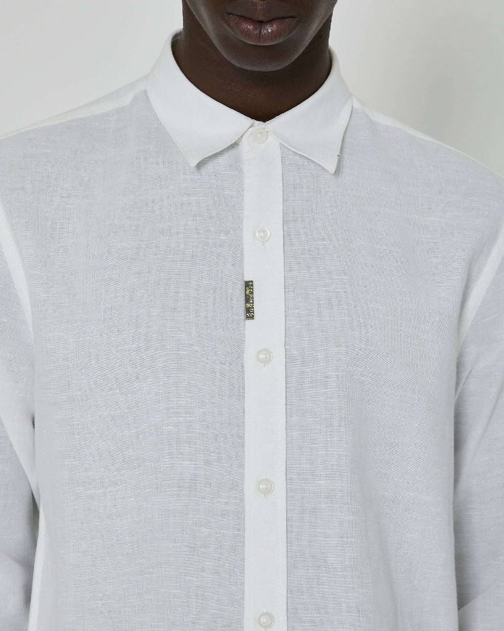 John Richmond Camicia basic in lino con placca metallica sul davanti Negozi Online