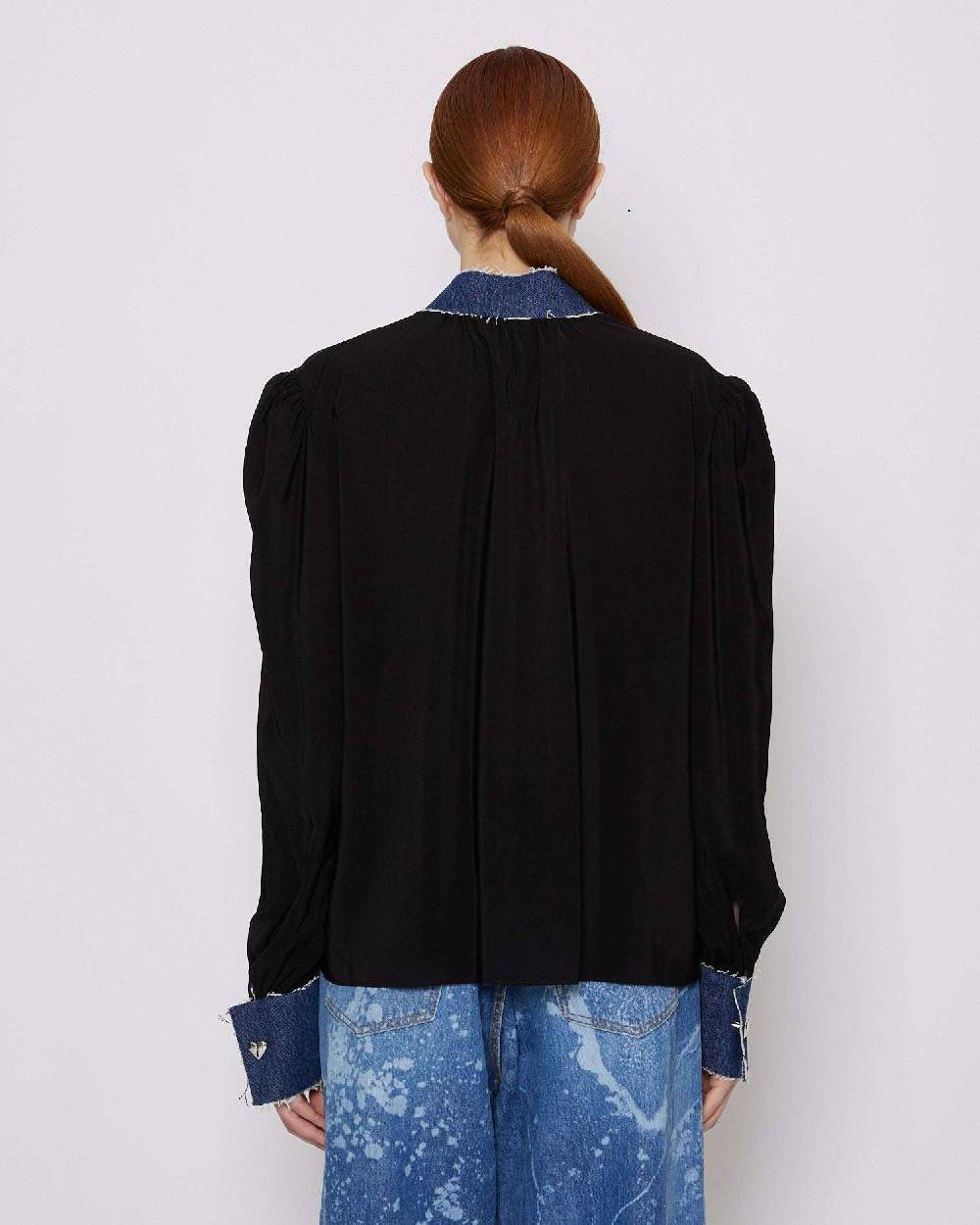 John Richmond Blusa con applicazioni in denim Outlet