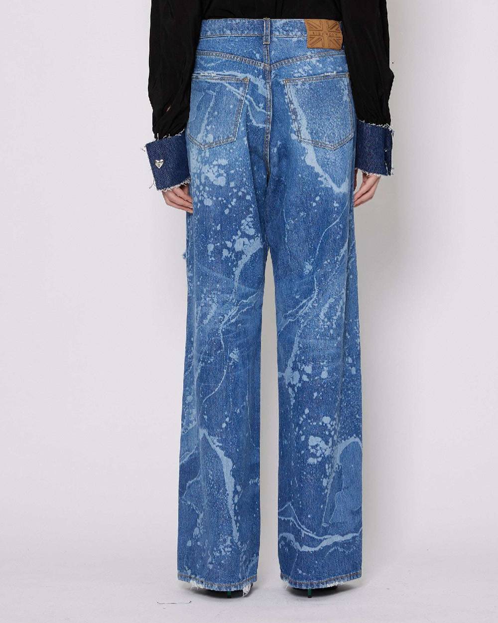 John Richmond Jeans gamba larga con strappi sul davanti Latest stili