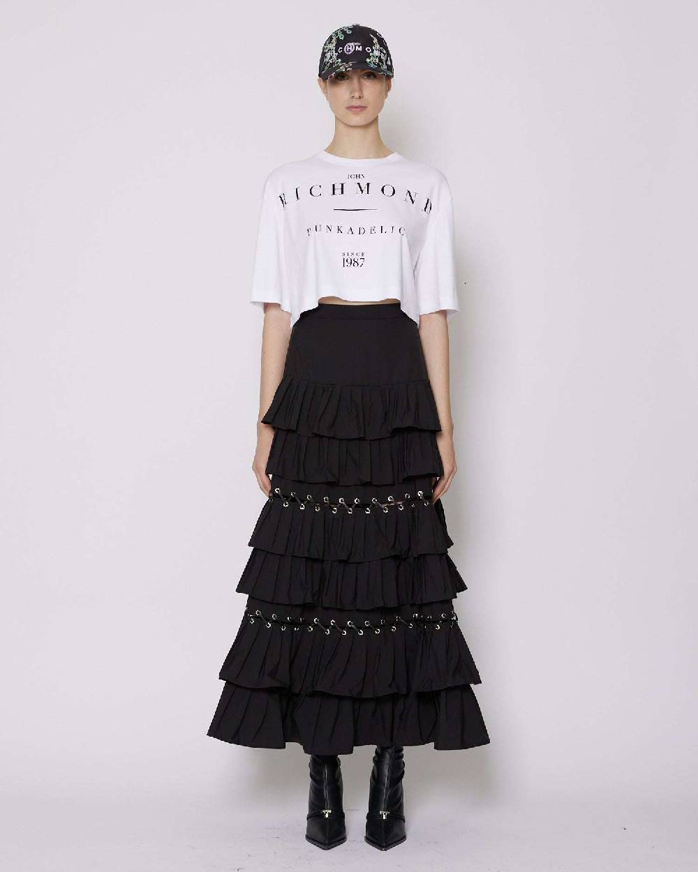 John Richmond T-shirt cropped con logo sul davanti Fino al 65% di sconto