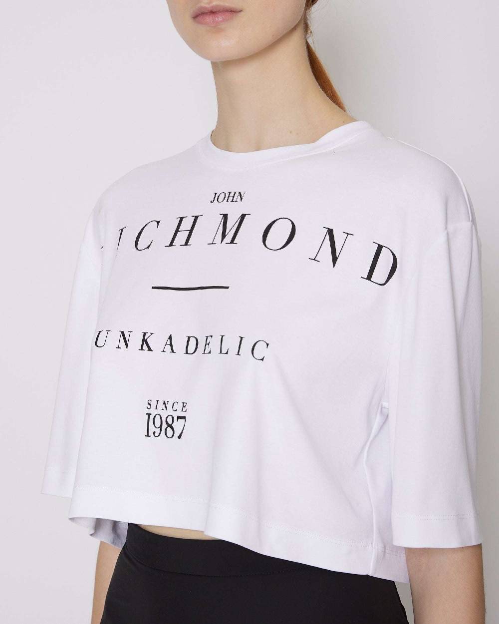 John Richmond T-shirt cropped con logo sul davanti Fino al 65% di sconto