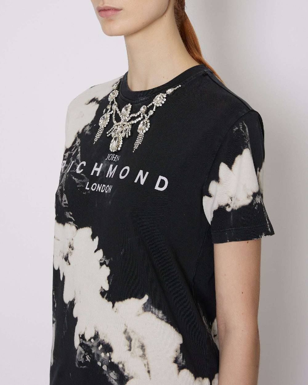 John Richmond T-shirt con logo sul davanti e pattern Only for today