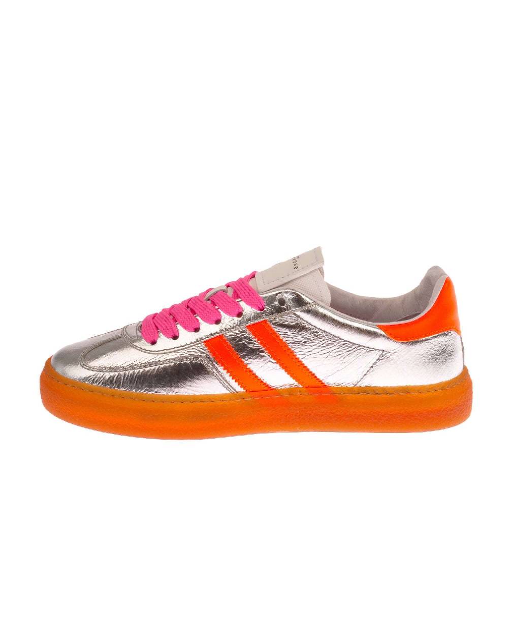 John Richmond - RICHENKA Sneakers in pelle con logo e bande laterali Sconti questo mese
