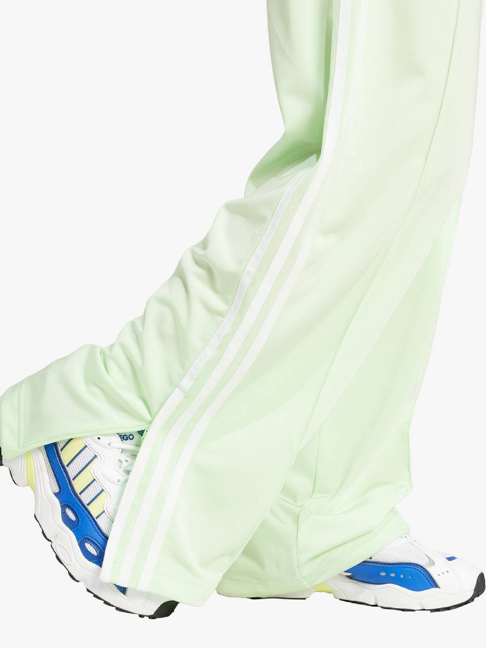 ADIDAS Joggers Adicolor Classic Firebird IP0644 donna verde Negozio online di fabbrica