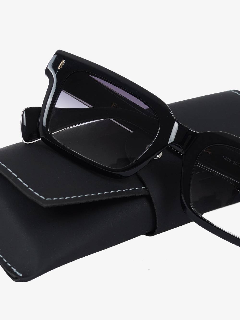 LABE Occhiali da sole unisex in celluloide nero Solo un giorno rimasto