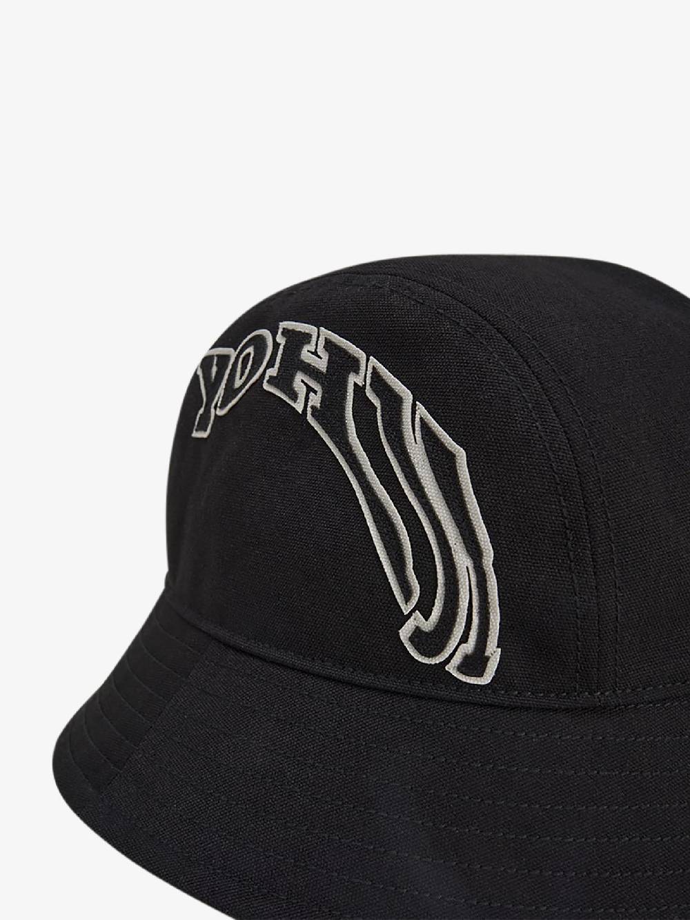Y-3 Cappello alla pescatora IS5223 con logo nero Offerta