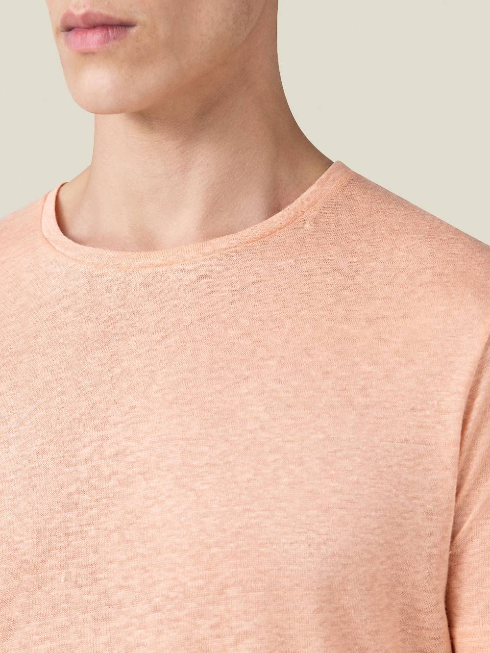 Luca Faloni T-ShirtJersey di Lino Sconto