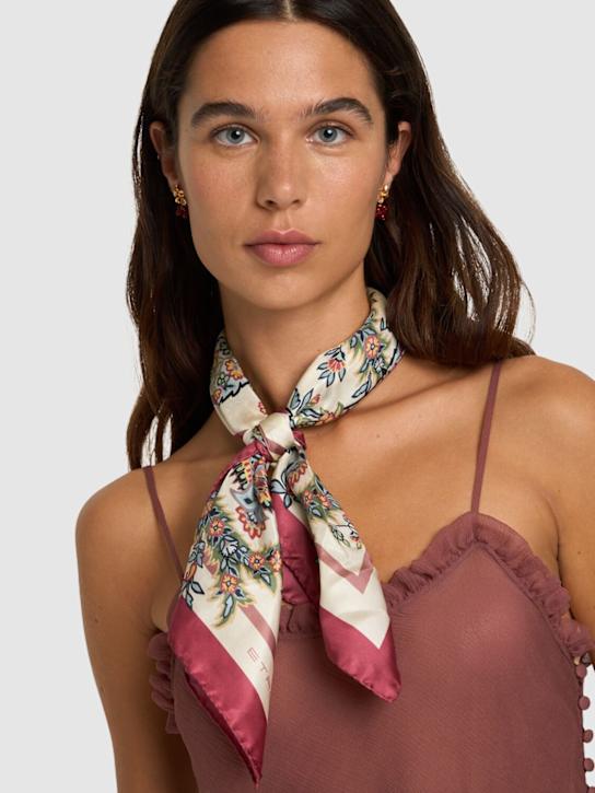Luisaviaroma Foulard in seta stampata Novità