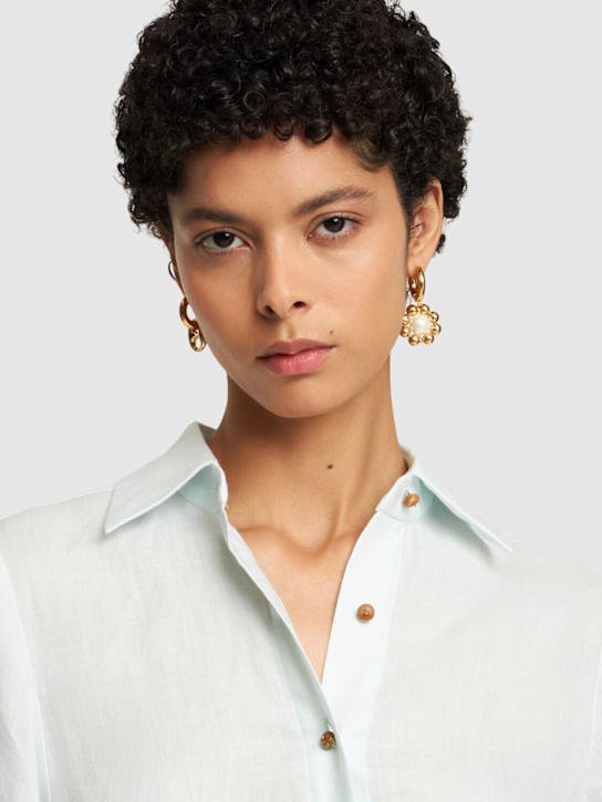 Luisaviaroma Orecchini diversi con perla e fiore Liquidazione