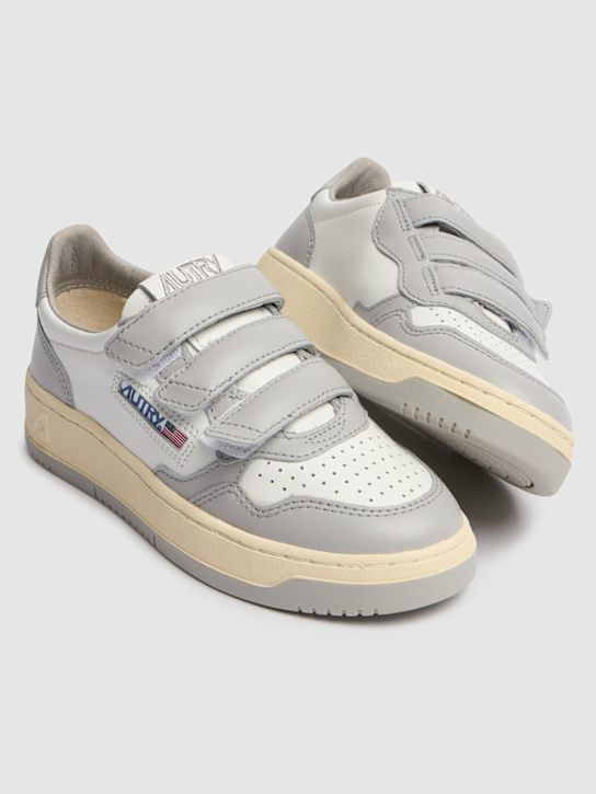 Luisaviaroma Sneakers Medalist in pelle Comprare a buon mercato