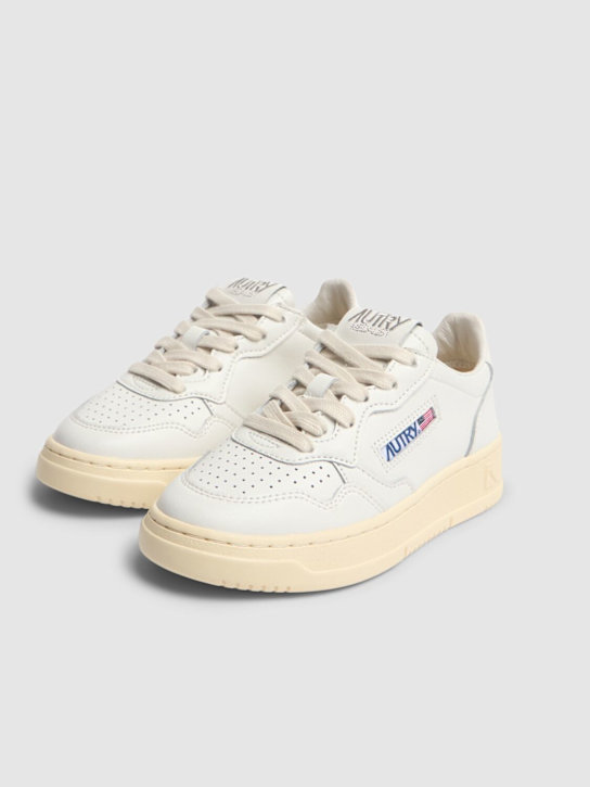 Luisaviaroma Sneakers low top Medalist in pelle Offerta San Valentino