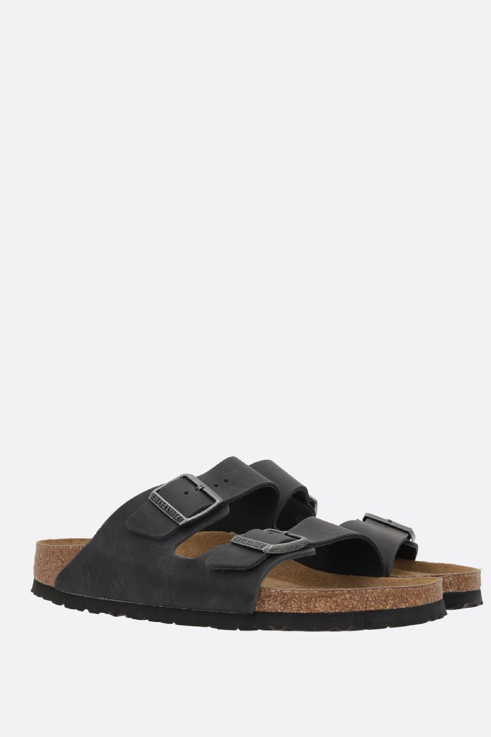 BIRKENSTOCK sandalo flat Arizona BS in pelle oliata (Narrow Fit) Economico