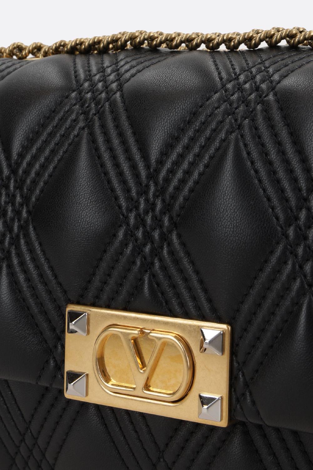 VALENTINO GARAVANI borsa a spalla Quiltie 67 media in nappa matelassé Convenienza