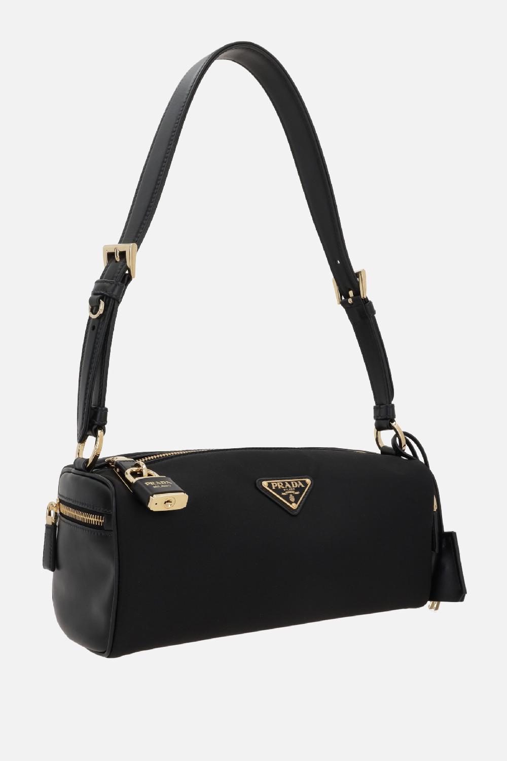 PRADA borsa a spalla media in Re-Nylon e pelle liscia Saldi Di Fabbrica