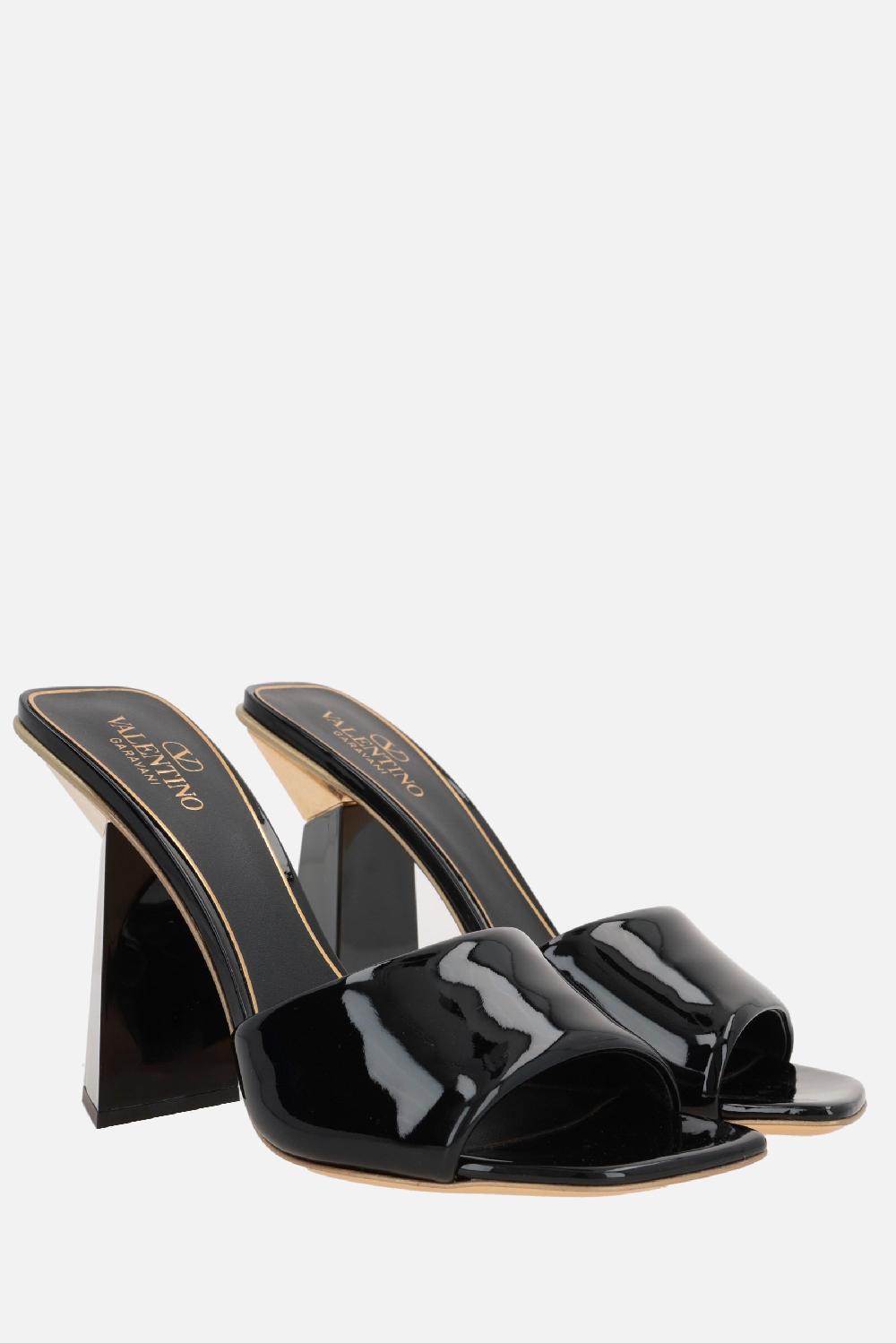 VALENTINO GARAVANI sandalo slide Hyper One Stud in vernice In Vendita
