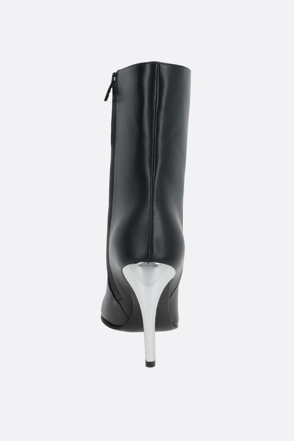 ALEXANDER McQUEEN stivaletto Armadillo in pelle liscia In Vendita
