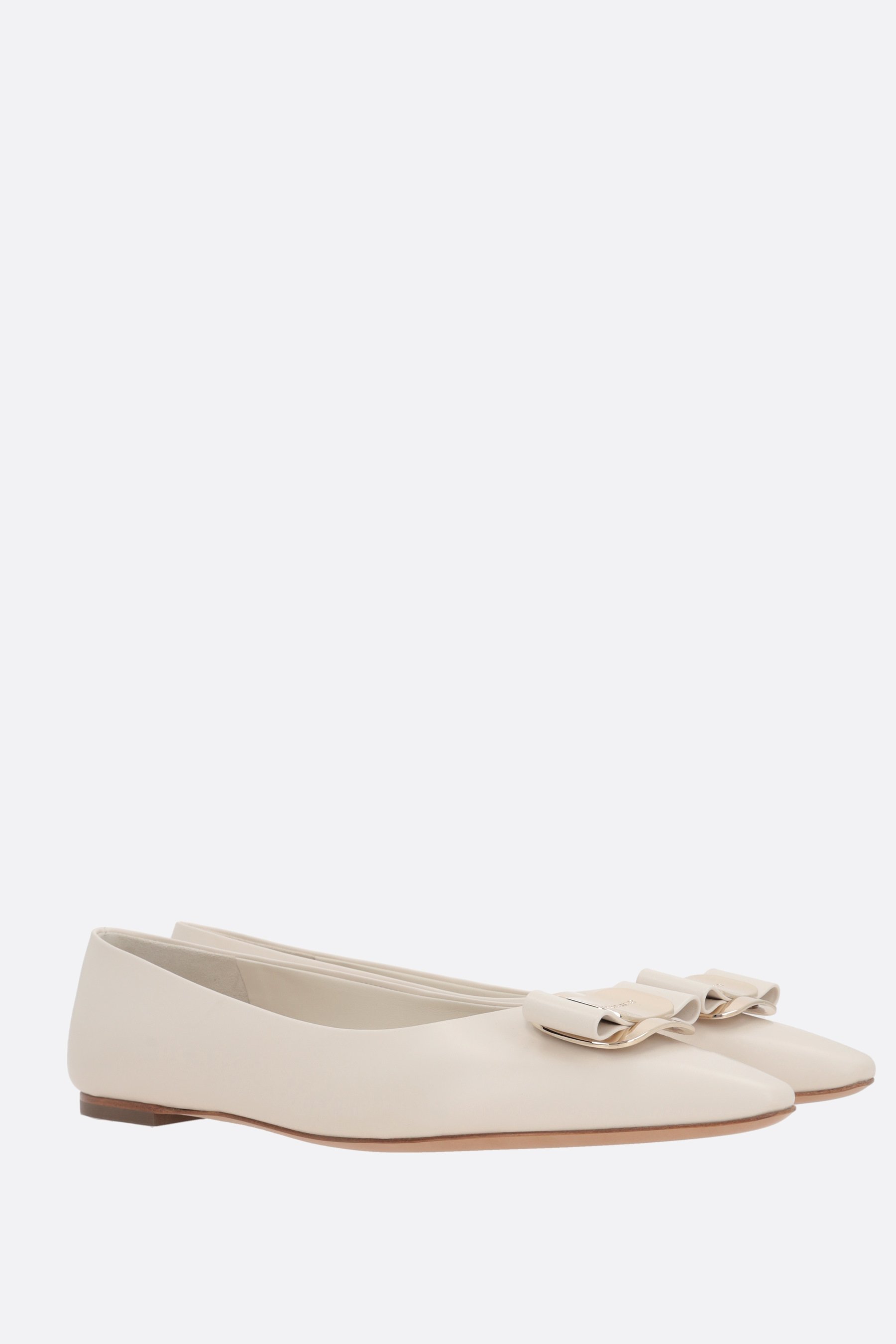 FERRAGAMO ballerina Zea in nappa Vendita