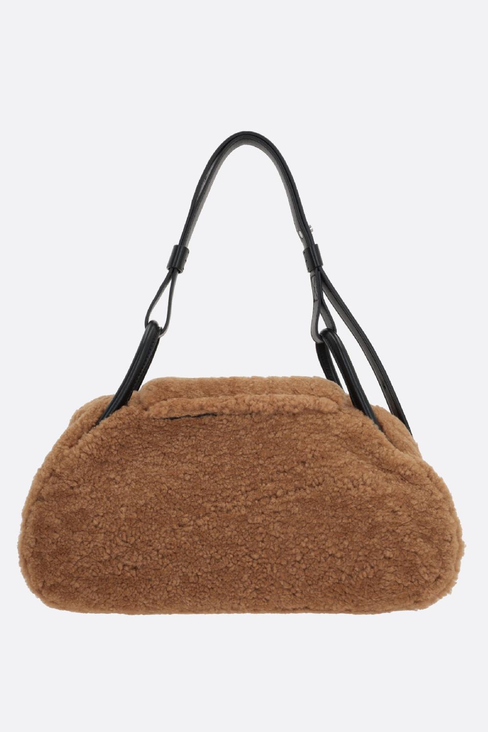 AMINA MUADDI borsa a mano Gemini in shearling Acquista Ora