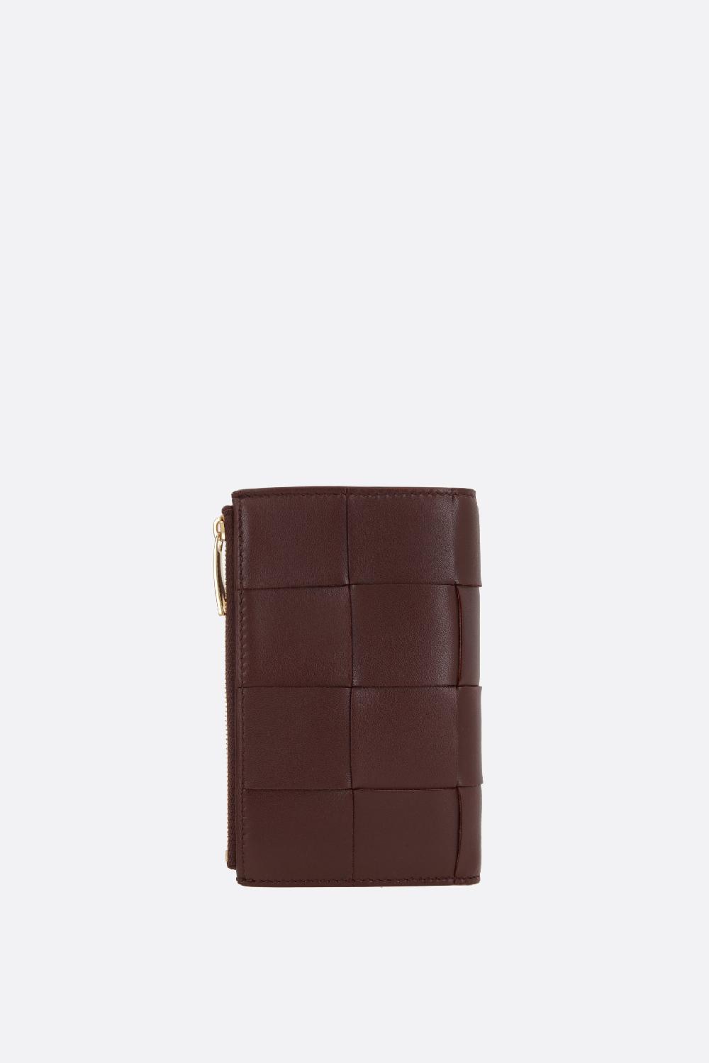 BOTTEGA VENETA portafoglio bi-fold medio Cassette in Maxi Intrecciato nappa Vendite Flash