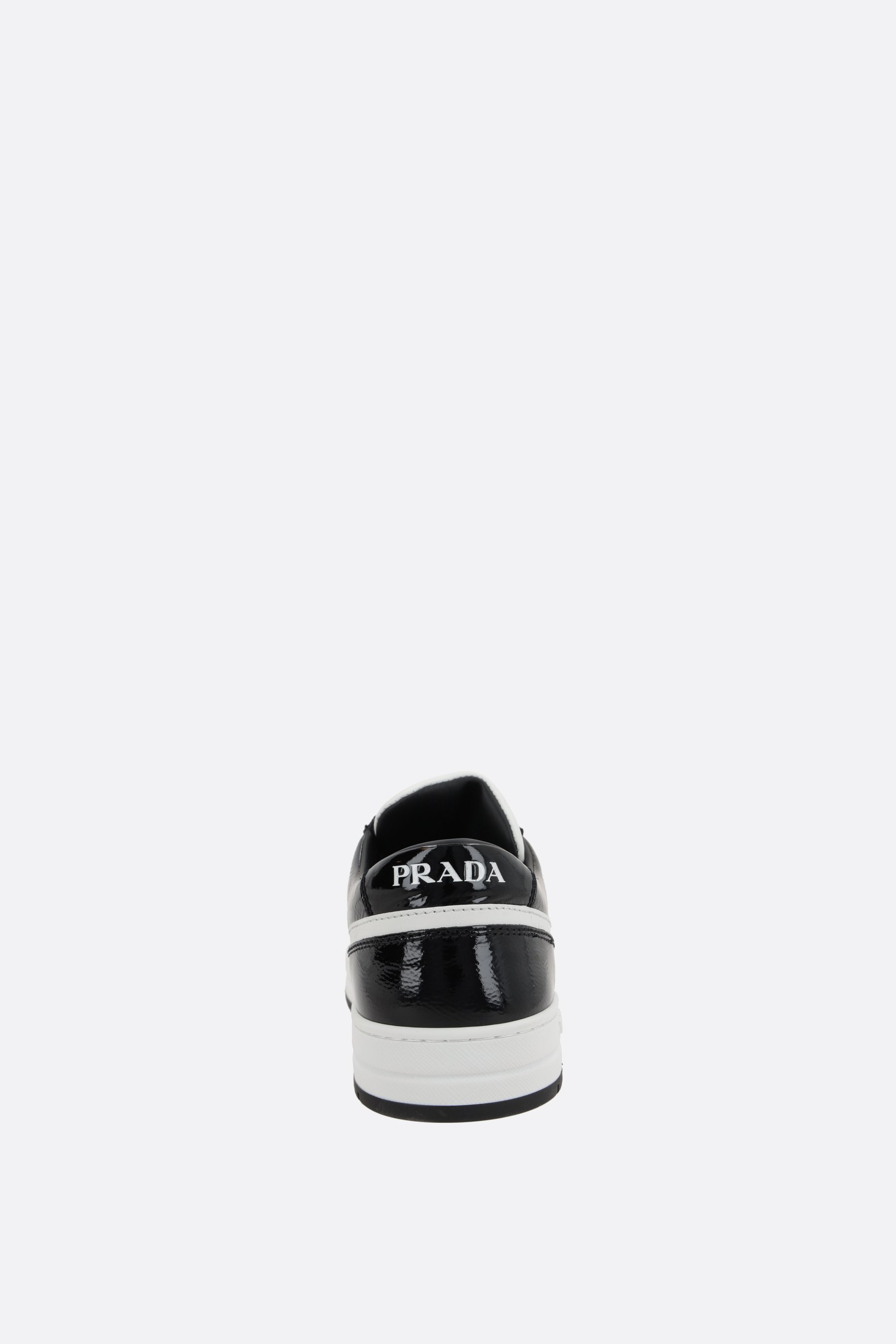 PRADA sneaker Downtown in pelle liscia e naplak Offerta per la Festa della Mamma