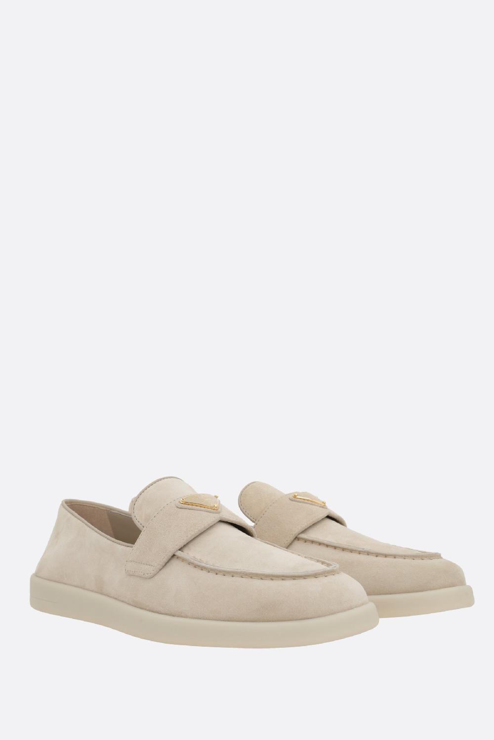 PRADA mocassino in suede Smaltimento dello stoccaggio