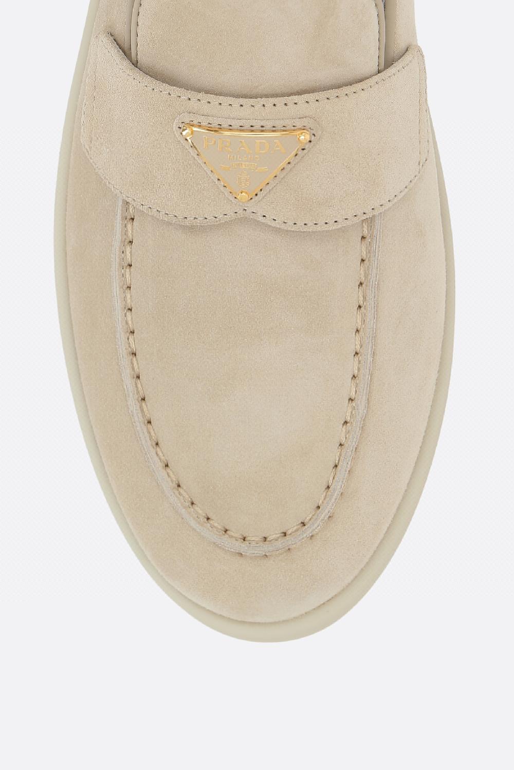PRADA mocassino in suede Smaltimento dello stoccaggio