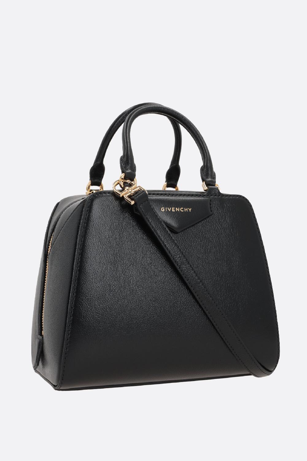 GIVENCHY borsa a mano Antigona Cube mini in pelle martellata Offerta migliore