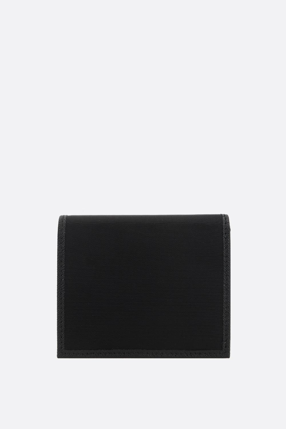 PRADA portafogli billfold in Re-Nylon Bestseller
