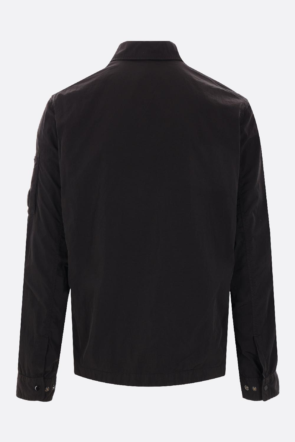 C.P. COMPANY giacca camicia Lens realizzata in tessuto Chrome-R Ritorno libero