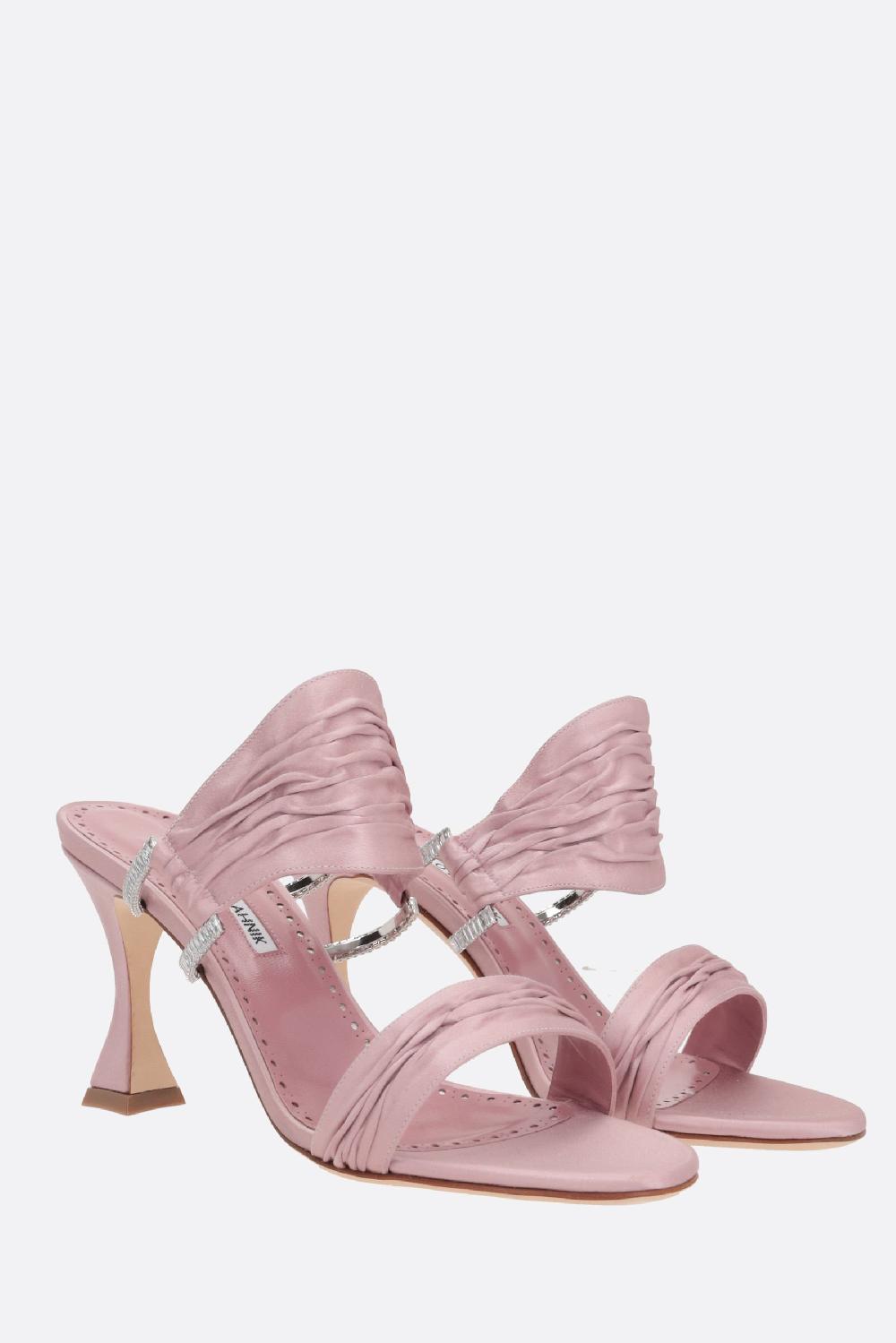 MANOLO BLAHNIK sandalo mule Chinap in raso 50% di sconto per tempo limitato