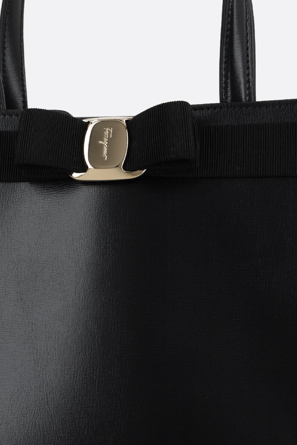 FERRAGAMO borsa tote Vara in pelle liscia Vendite Flash
