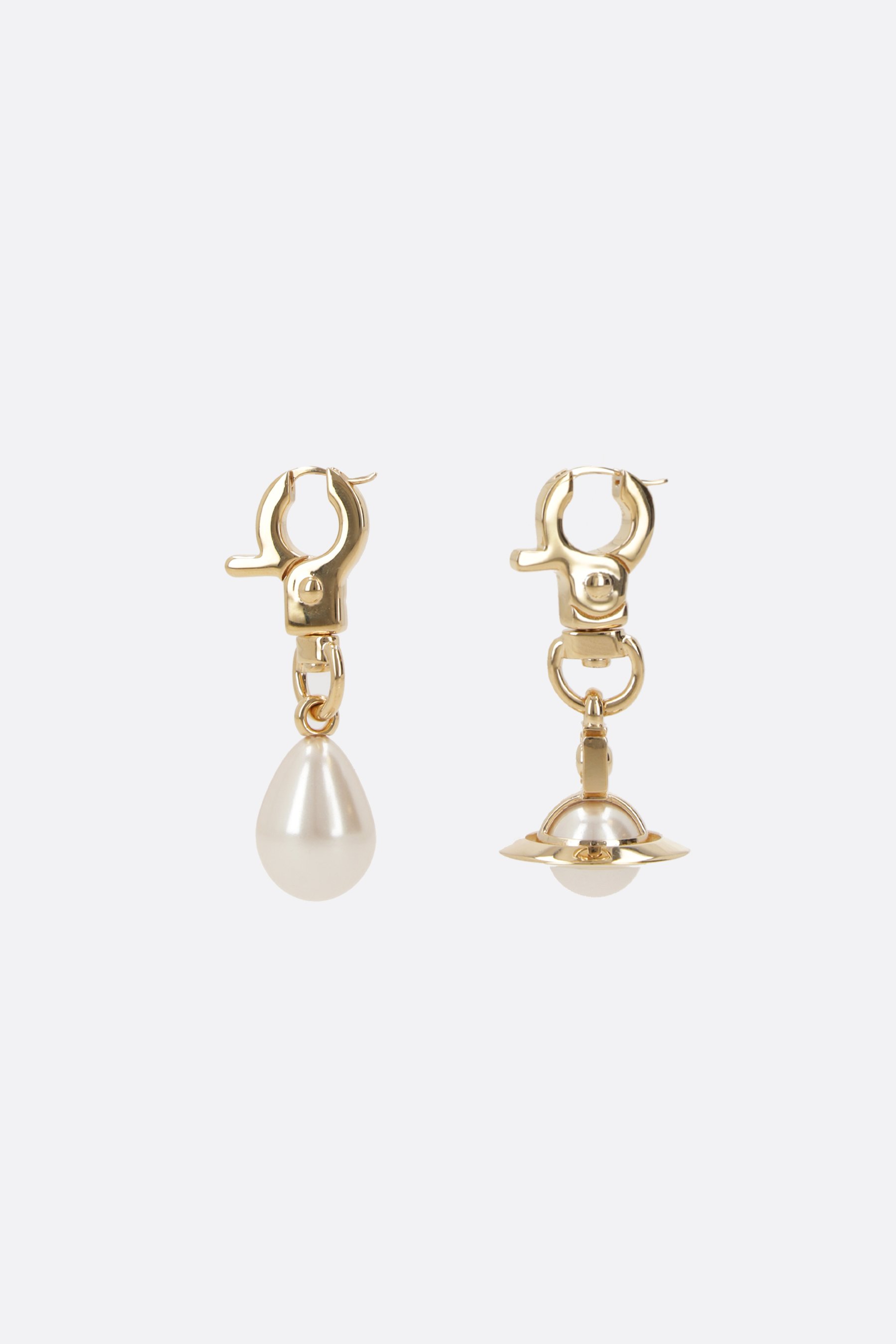 VIVIENNE WESTWOOD orecchini Claude in ottone Prezzo di fabbrica