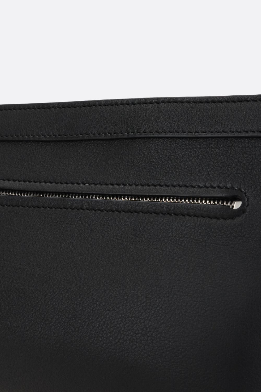 THE ROW pouch Terrasse in pelle martellata Shopping online