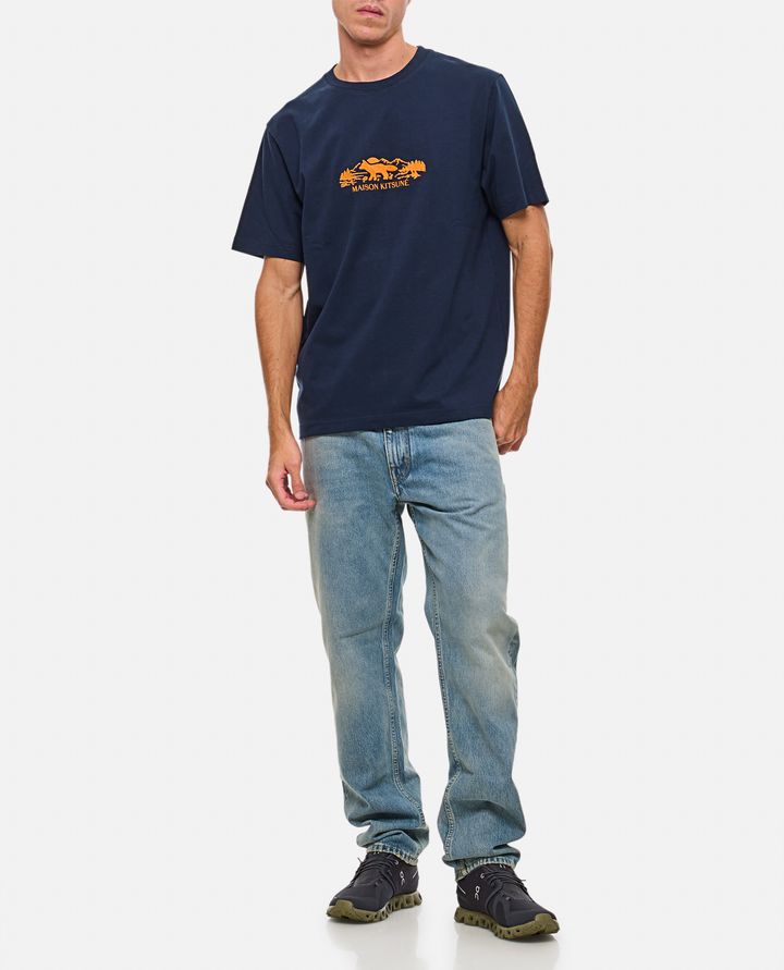 Maison Kitsuné T-SHIRT CON STAMPA Presa