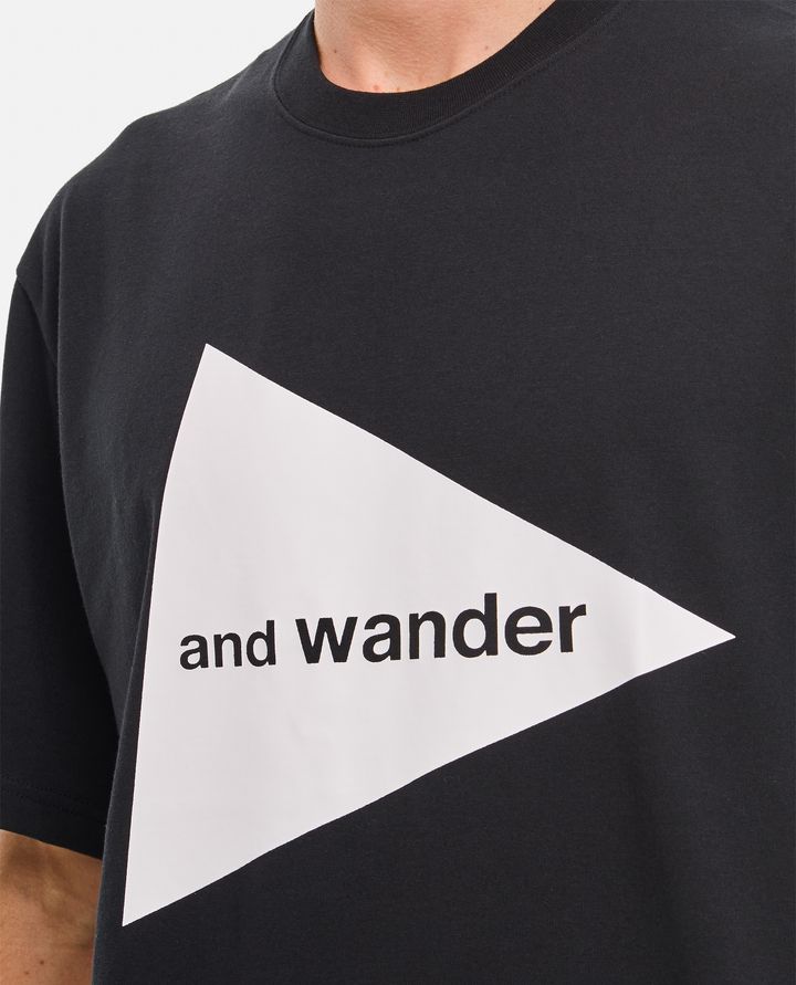 And Wander AND WANDER LOGO T-SHIRT Fino Al -60%