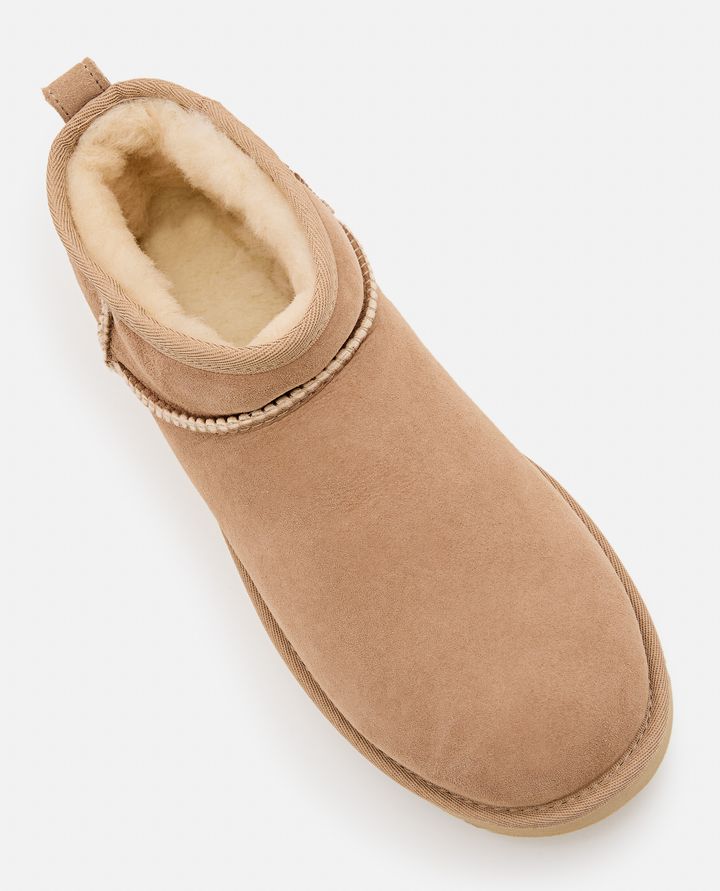 Ugg W CLASSIC ULTRA MINI Offerta