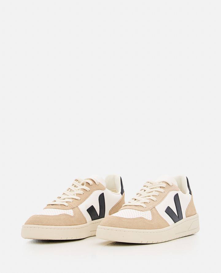 Veja V 10 SNEAKERS Comprare a buon mercato