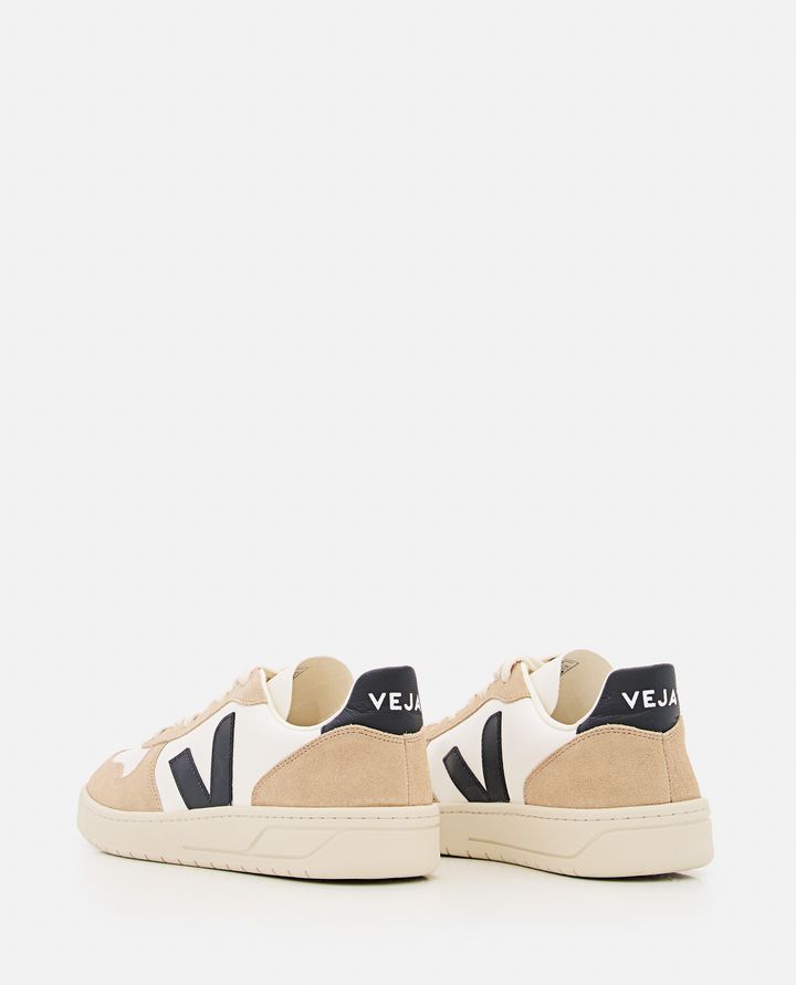 Veja V 10 SNEAKERS Comprare a buon mercato